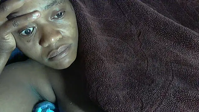 sexythae32 online show from 09-23-25, 02:25