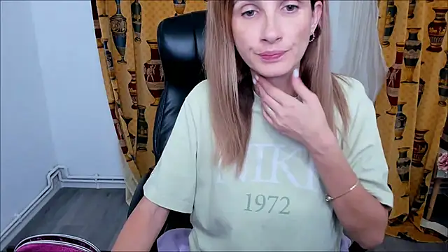 NaughtyWifey1 online show from 10-03-25, 05:04