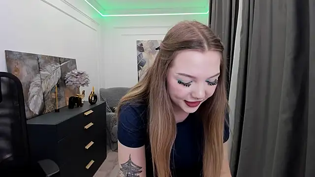 MariaRobinsone online show from 04-25-26, 01:41