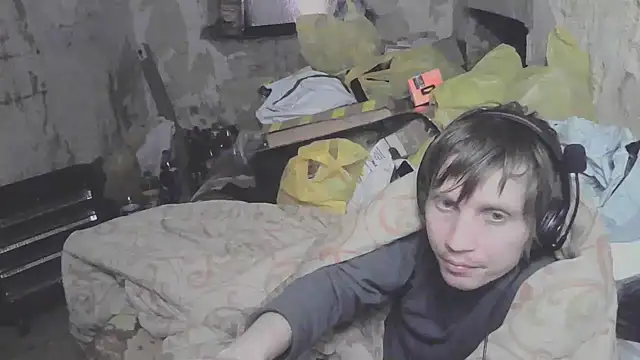 Snapshot of makarov1993 chatting on 04-29-26, 05:30 makarov1993 online show from 04-29-26, 05:30