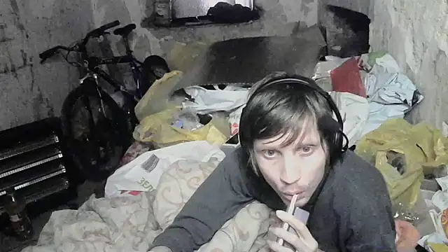 Snapshot of makarov1993 chatting on 05-14-26, 09:32 makarov1993 online show from 05-14-26, 09:32