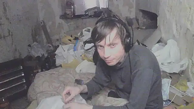Snapshot of makarov1993 chatting on 05-26-26, 10:28 makarov1993 online show from 05-26-26, 10:28