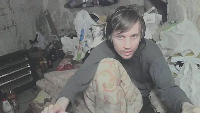 Snapshot of makarov1993 chatting on 06-03-26, 05:07 makarov1993 online show from 06-03-26, 05:07