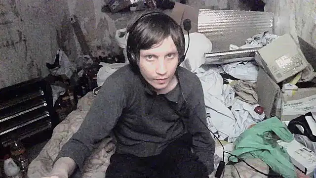 Snapshot of makarov1993 chatting on 06-09-26, 03:29 makarov1993 online show from 06-09-26, 03:29