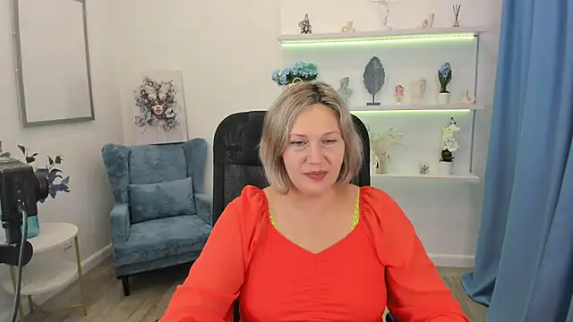 Snapshot of NinaStarle chatting on 10-09-25, 04:21 NinaStarle online show from 10-09-25, 04:21