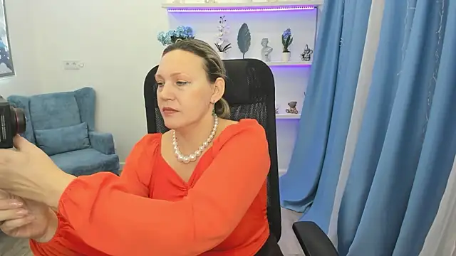 NinaStarle online show from 02-01-26, 05:28