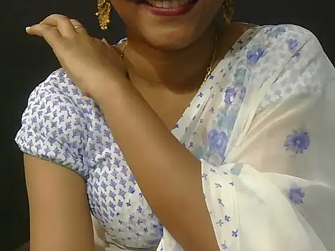 Snapshot of Priyanka_rao chatting on 02-01-26, 05:00 Priyanka rao online show from 02-01-26, 05:00