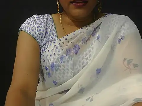 Snapshot of Priyanka_rao chatting on 02-05-26, 04:55 Priyanka rao online show from 02-05-26, 04:55