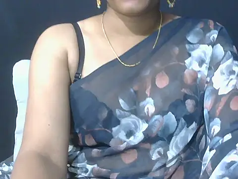 Snapshot of Priyanka_rao chatting on 03-11-26, 05:19 Priyanka rao online show from 03-11-26, 05:19