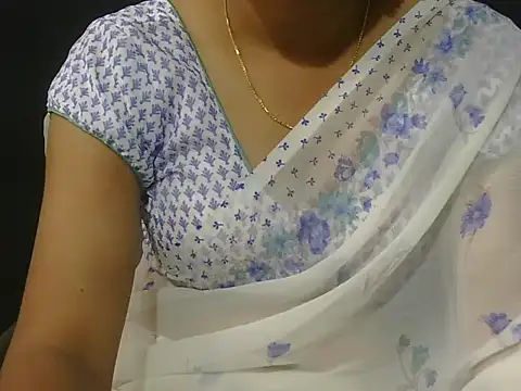 Snapshot of Priyanka_rao chatting on 03-28-26, 05:12 Priyanka rao online show from 03-28-26, 05:12