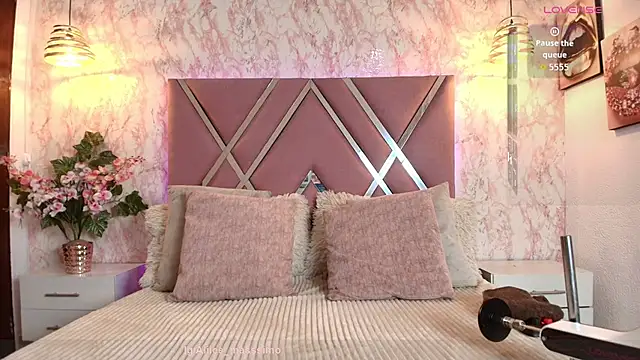 Snapshot of Aliice1_ chatting on 11-11-25, 08:42 Aliice1 online show from 11-11-25, 08:42