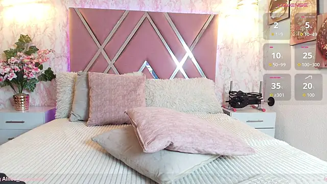 Snapshot of Aliice1_ chatting on 11-21-25, 07:12 Aliice1 online show from 11-21-25, 07:12