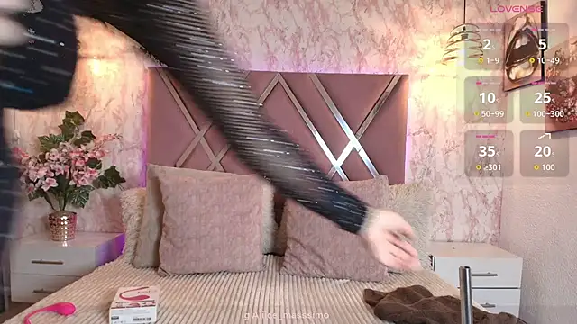 Snapshot of Aliice1_ chatting on 11-25-25, 08:09 Aliice1 online show from 11-25-25, 08:09