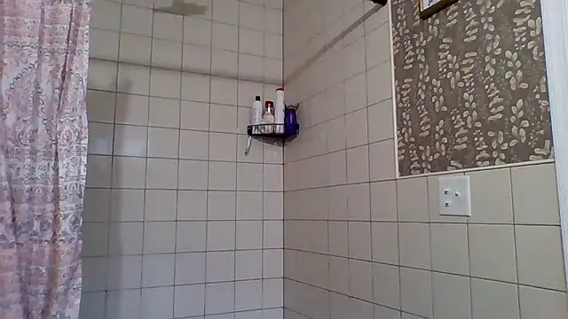 Snapshot of Melissamarcosx4 chatting on 10-17-25, 11:46 Melissamarcosx4 online show from 10-17-25, 11:46