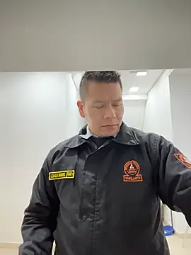 Manu0586 online show from 11-10-25, 01:26