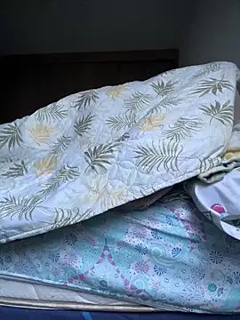 Manu0586 online show from 11-28-25, 10:23