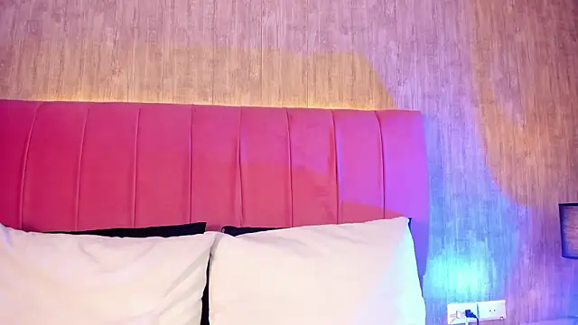 Snapshot of Kendra_kobein chatting on 03-11-26, 08:04 Kendra kobein online show from 03-11-26, 08:04