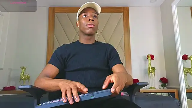CharlesBrown  online show from 06-13-26, 02:37
