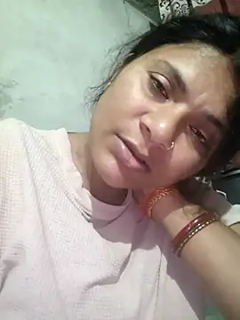 couple 71 online show from 04-28-26, 06:46