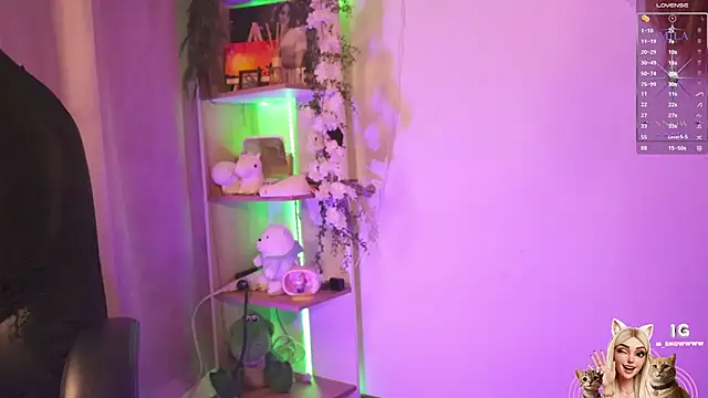 Snapshot of Miila_snow chatting on 11-13-25, 11:53 Miila snow online show from 11-13-25, 11:53