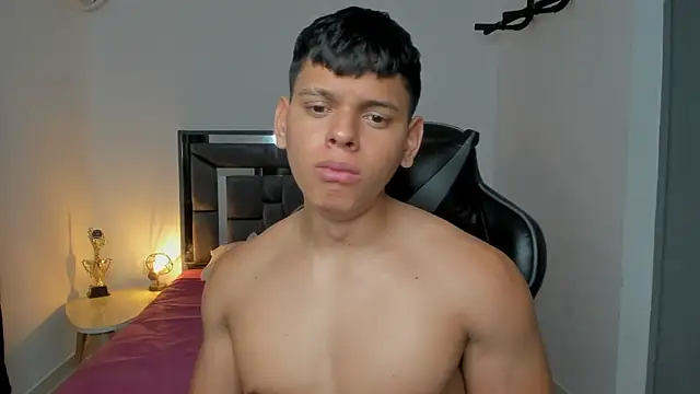 Snapshot of jett_carte chatting on 11-08-25, 12:22 jett carte online show from 11-08-25, 12:22