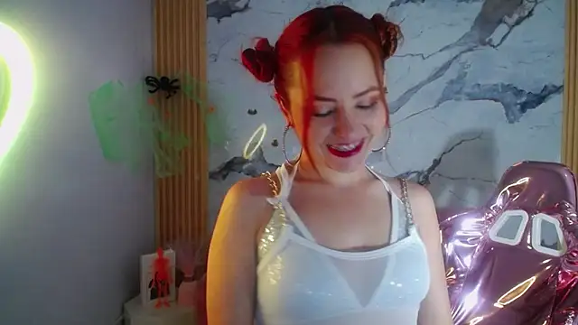 Snapshot of mady0619_ch chatting on 10-14-25, 11:11 mady0619 ch online show from 10-14-25, 11:11