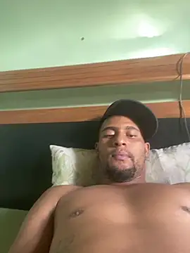 Snapshot of freedmar chatting on 04-09-26, 12:21 freedmar online show from 04-09-26, 12:21