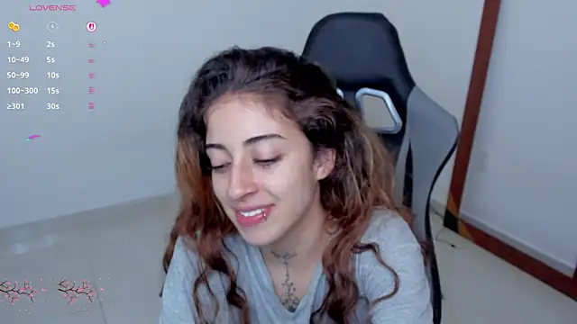 Snapshot of star_shooting8 chatting on 12-18-25, 09:10 star shooting8 online show from 12-18-25, 09:10