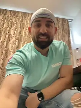 Snapshot of Shots_of_sperm chatting on 10-04-25, 10:46 Shots of sperm online show from 10-04-25, 10:46