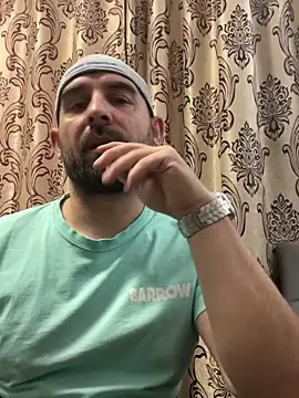 Snapshot of Shots_of_sperm chatting on 10-31-25, 10:27 Shots of sperm online show from 10-31-25, 10:27