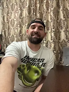 Snapshot of Shots_of_sperm chatting on 01-07-26, 12:35 Shots of sperm online show from 01-07-26, 12:35