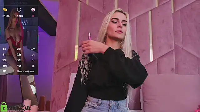 SelenaDaze online show from 11-24-25, 05:18