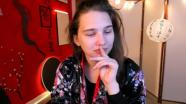 Snapshot of TessaMill chatting on 09-14-25, 05:17 TessaMill online show from 09-14-25, 05:17