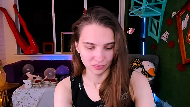 Snapshot of TessaMill chatting on 09-23-25, 05:10 TessaMill online show from 09-23-25, 05:10