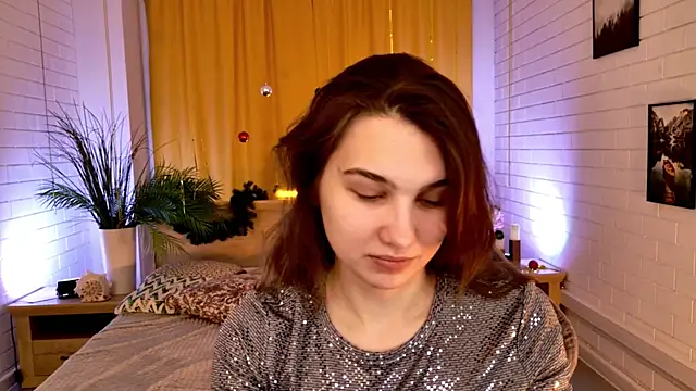 Snapshot of TessaMill chatting on 12-22-25, 05:48 TessaMill online show from 12-22-25, 05:48