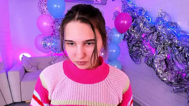 Snapshot of TessaMill chatting on 02-02-26, 11:31 TessaMill online show from 02-02-26, 11:31