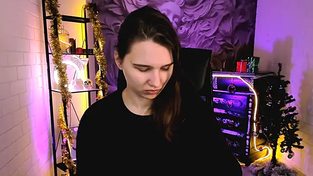 Snapshot of TessaMill chatting on 02-05-26, 09:25 TessaMill online show from 02-05-26, 09:25