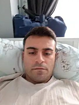 Snapshot of Obstacless chatting on 01-08-26, 07:43 Obstacless online show from 01-08-26, 07:43