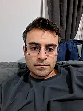 Snapshot of Obstacless chatting on 02-23-26, 07:33 Obstacless online show from 02-23-26, 07:33