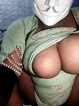 Dassing strip couple online show from 09-22-25, 09:06