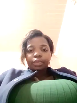 Snapshot of ShySexyBaddiexx chatting on 02-14-26, 11:12 ShySexyBaddiexx online show from 02-14-26, 11:12