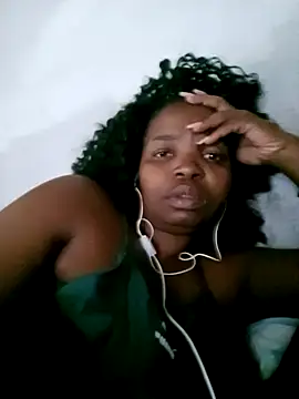 Snapshot of ShySexyBaddiexx chatting on 03-13-26, 07:15 ShySexyBaddiexx online show from 03-13-26, 07:15