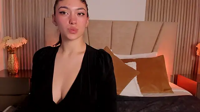 Victoria Beaumont online show from 11-07-25, 12:05