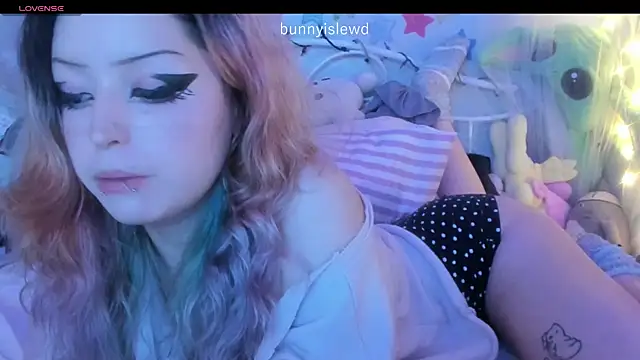 bunnyislewd online show from 04-28-26, 04:06