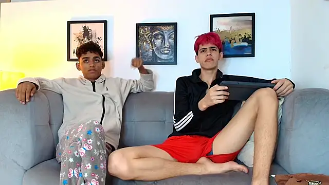 TWINKS FRIENDS online show from 06-04-26, 01:06