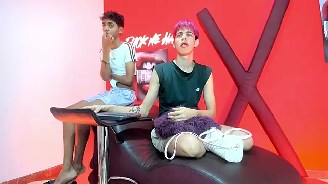 TWINKS FRIENDS online show from 06-16-26, 01:25