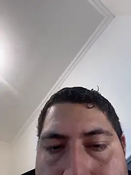 Snapshot of fanalistfinan chatting on 11-15-25, 02:31 fanalistfinan online show from 11-15-25, 02:31