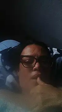 Snapshot of Oceanosexxx chatting on 12-20-25, 12:01 Oceanosexxx online show from 12-20-25, 12:01