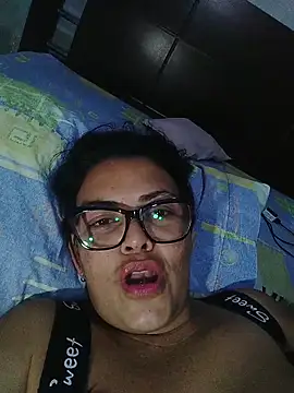 Snapshot of Oceanosexxx chatting on 01-06-26, 06:33 Oceanosexxx online show from 01-06-26, 06:33