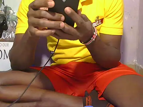 Snapshot of AfricanDickza chatting on 09-17-25, 08:21 AfricanDickza online show from 09-17-25, 08:21